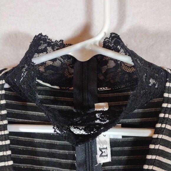 Women's Shirt By M Solo, Size Small, Black/grey/white Stripped - Picture 4 of 10